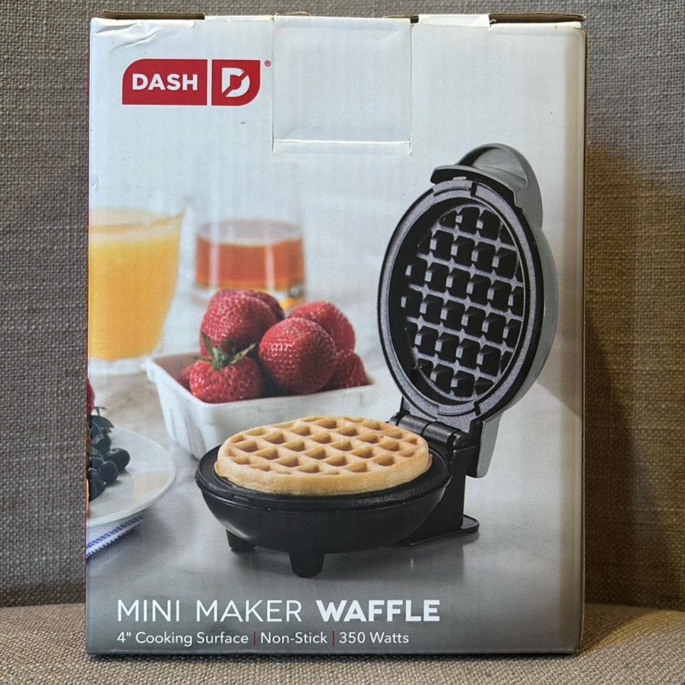 Mini Waffle Maker 🧇